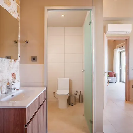 Pantheon Luxury Skala (Kefalonia)