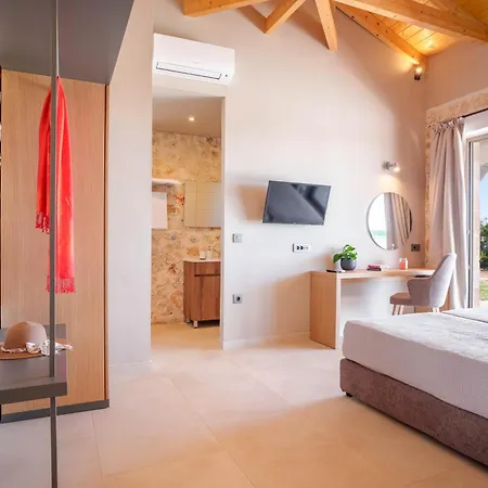 Pantheon Luxury *