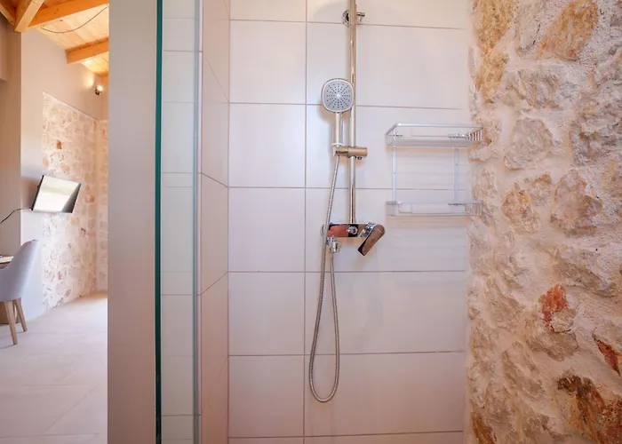 Pantheon Luxury Skala (Kefalonia)